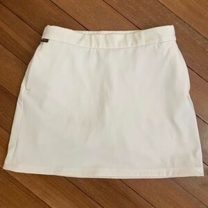 KJUS WOMENS SUSI SKORT/ white/ worn once- size 32- 2xs